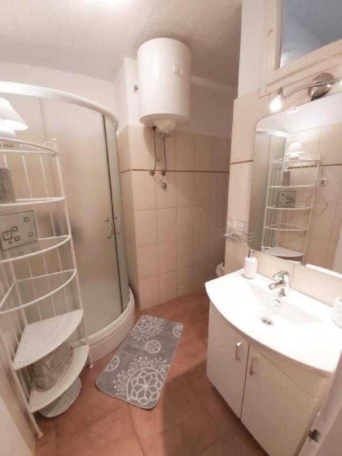 Rooms Regina Split Buitenkant foto